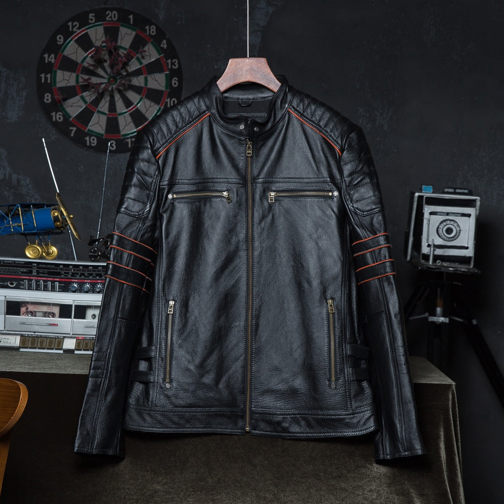 Chaqueta de cuero motoquera bordada