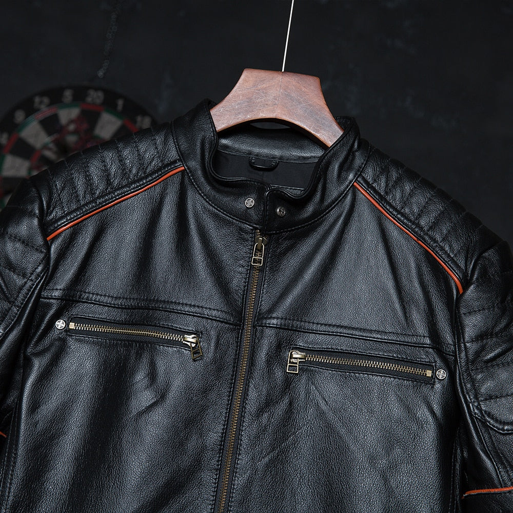Chaqueta de cuero motoquera bordada